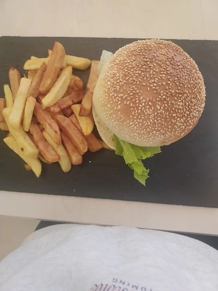 Burger Au Camembert